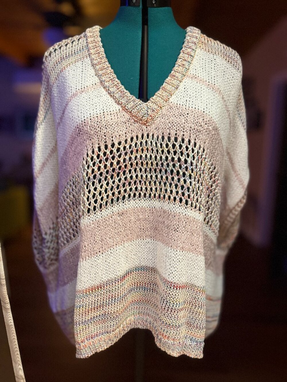Anthropologie Akemi + Kin Sonoma Pullover One Size